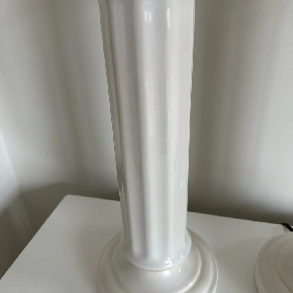 Elegant White Ceramic/Porcelain Column Table Lamps - Picture 4 of 7